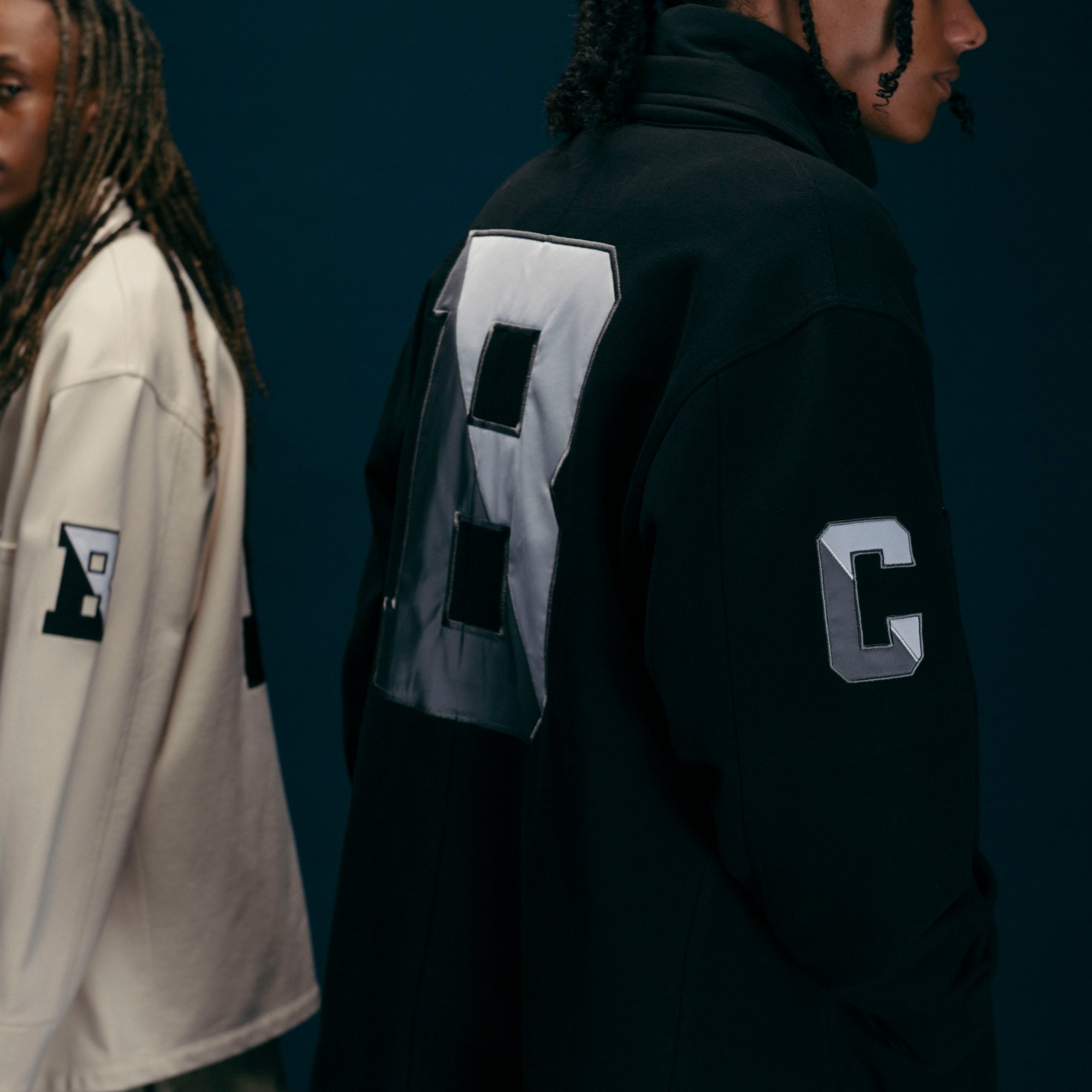 画像をギャラリービューアに読み込む, APPLIQUE LOGO COTTON SWEAT JACKET (SAMPLE SALE)