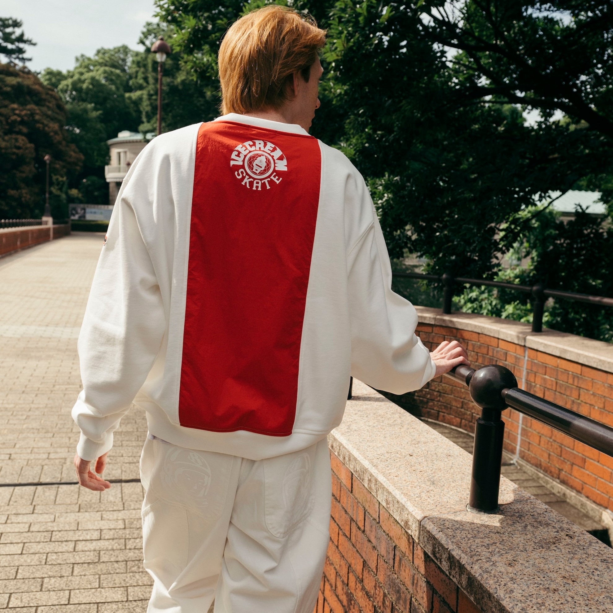 Load image into Gallery viewer, SWITCHING COTTON SWEATSHIRT