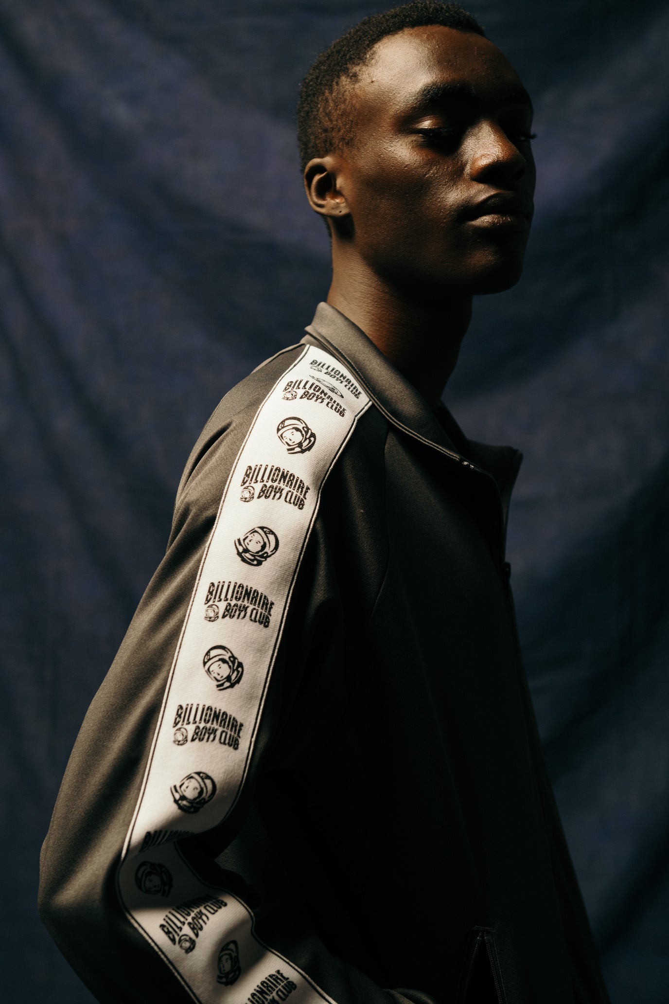 画像をギャラリービューアに読み込む, TRACK JACKET