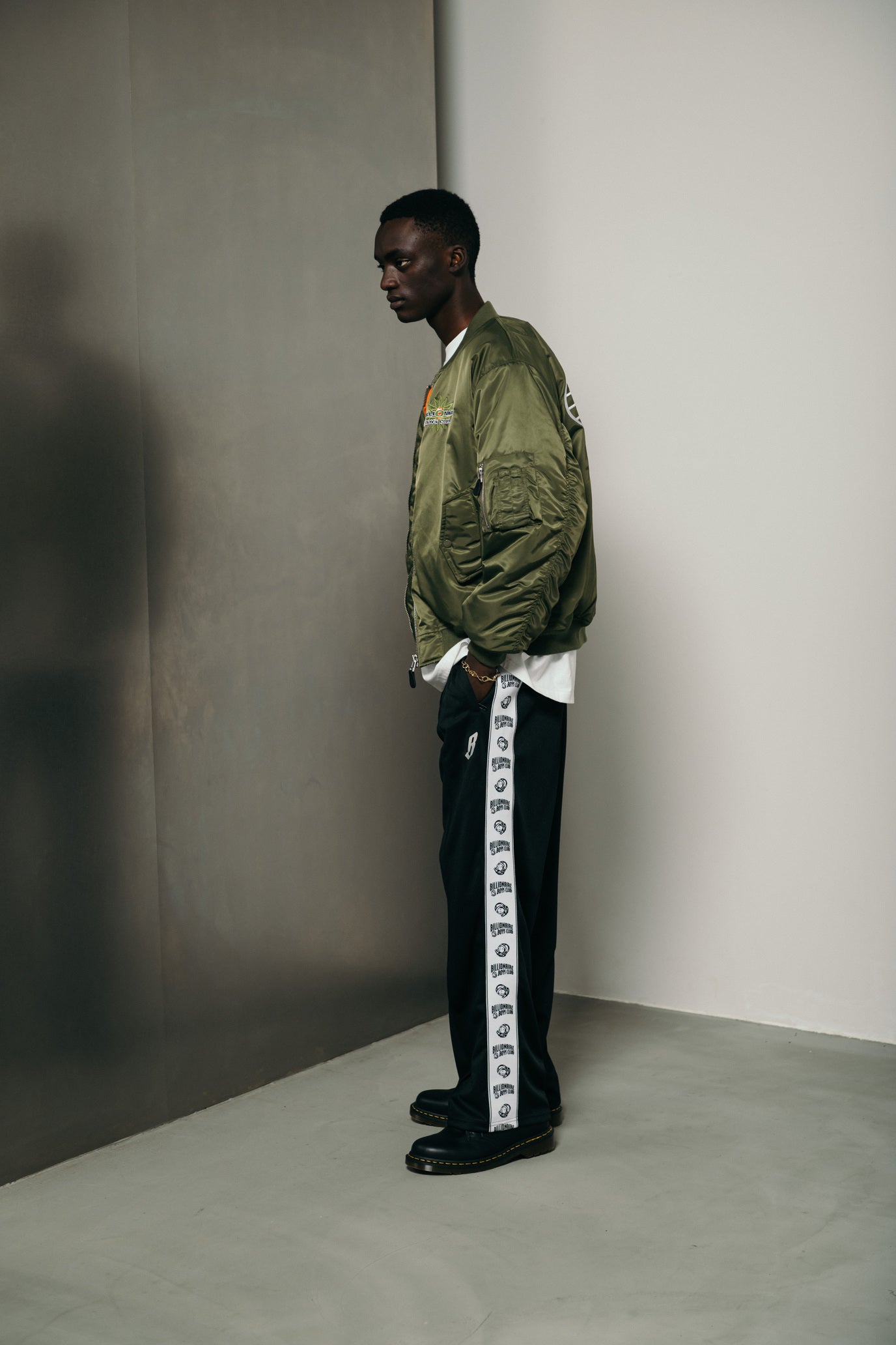 Load image into Gallery viewer, EMBROIDERED LOGO MA-1