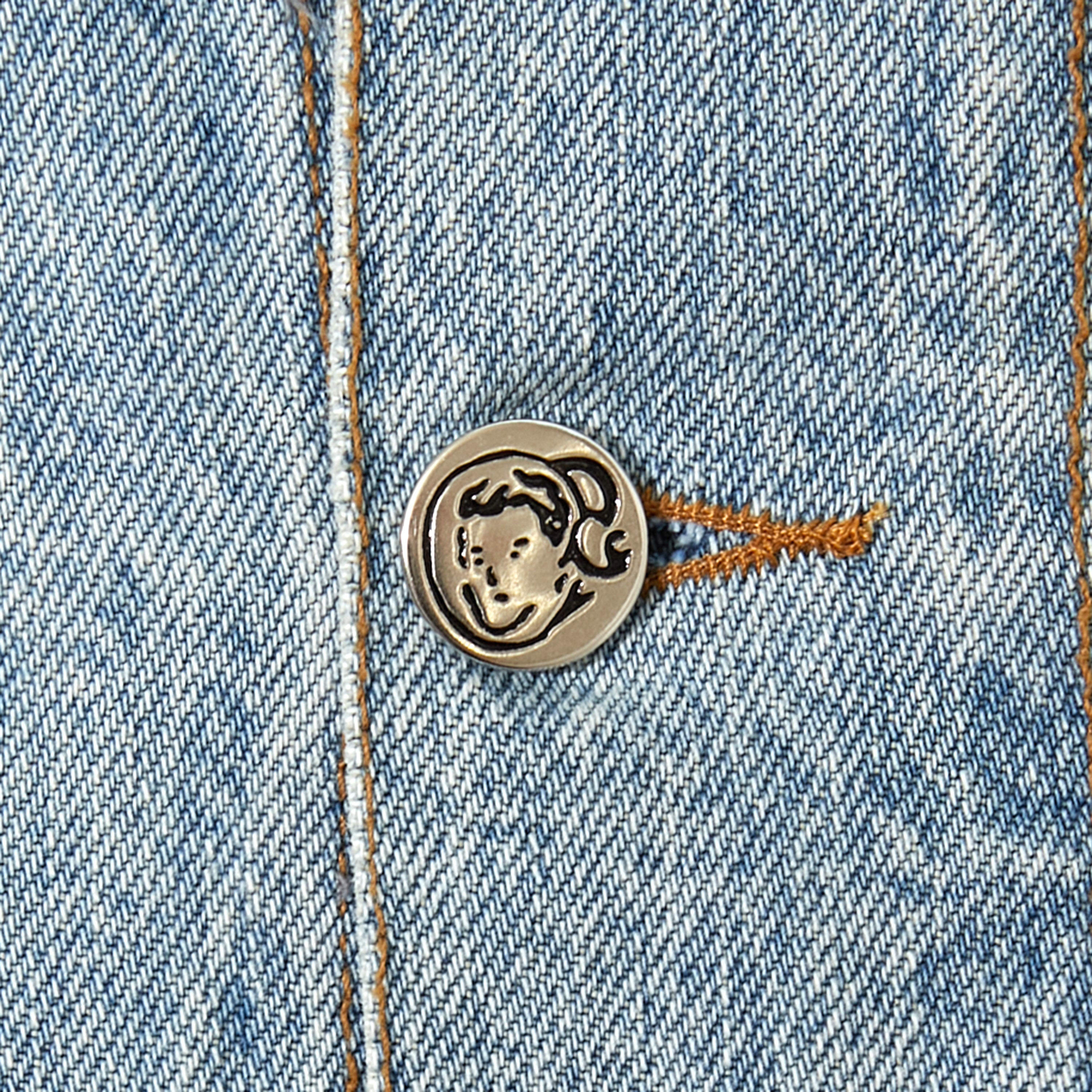 Load image into Gallery viewer, WASHED DENIM JACKET