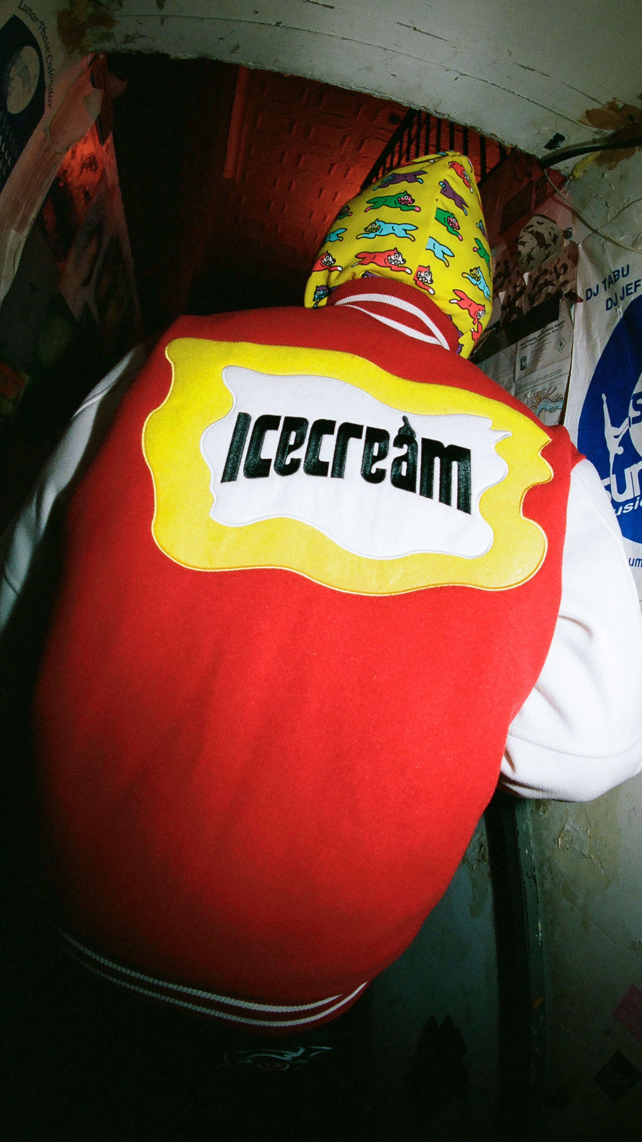 画像をギャラリービューアに読み込む, MR.ME TOO VARSITY JACKET