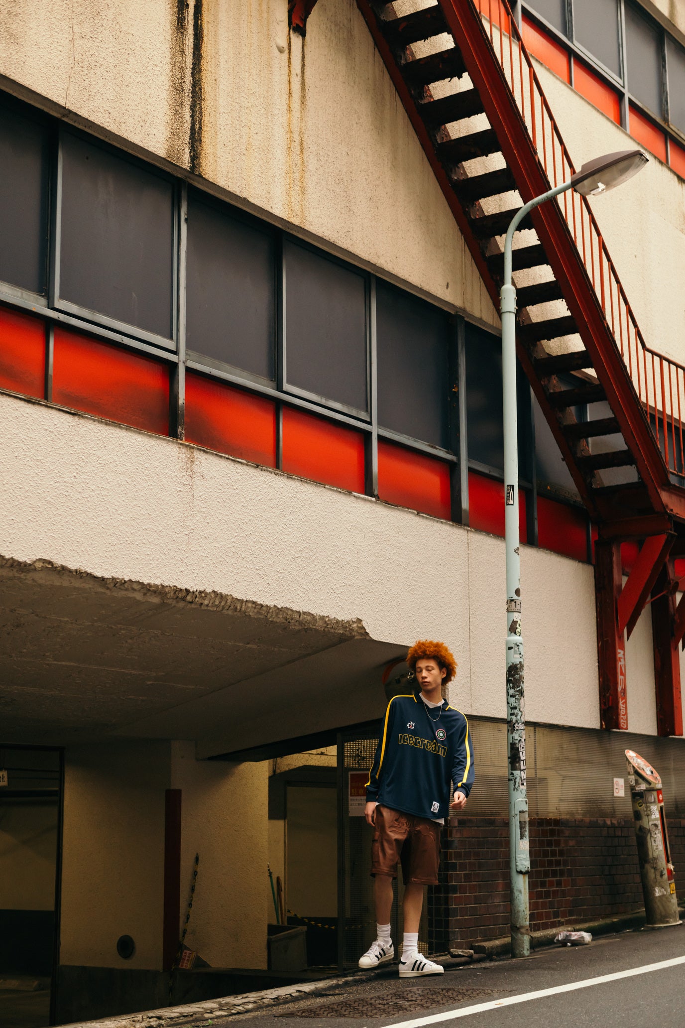 画像をギャラリービューアに読み込む, FOOTBALL L/S SHIRT