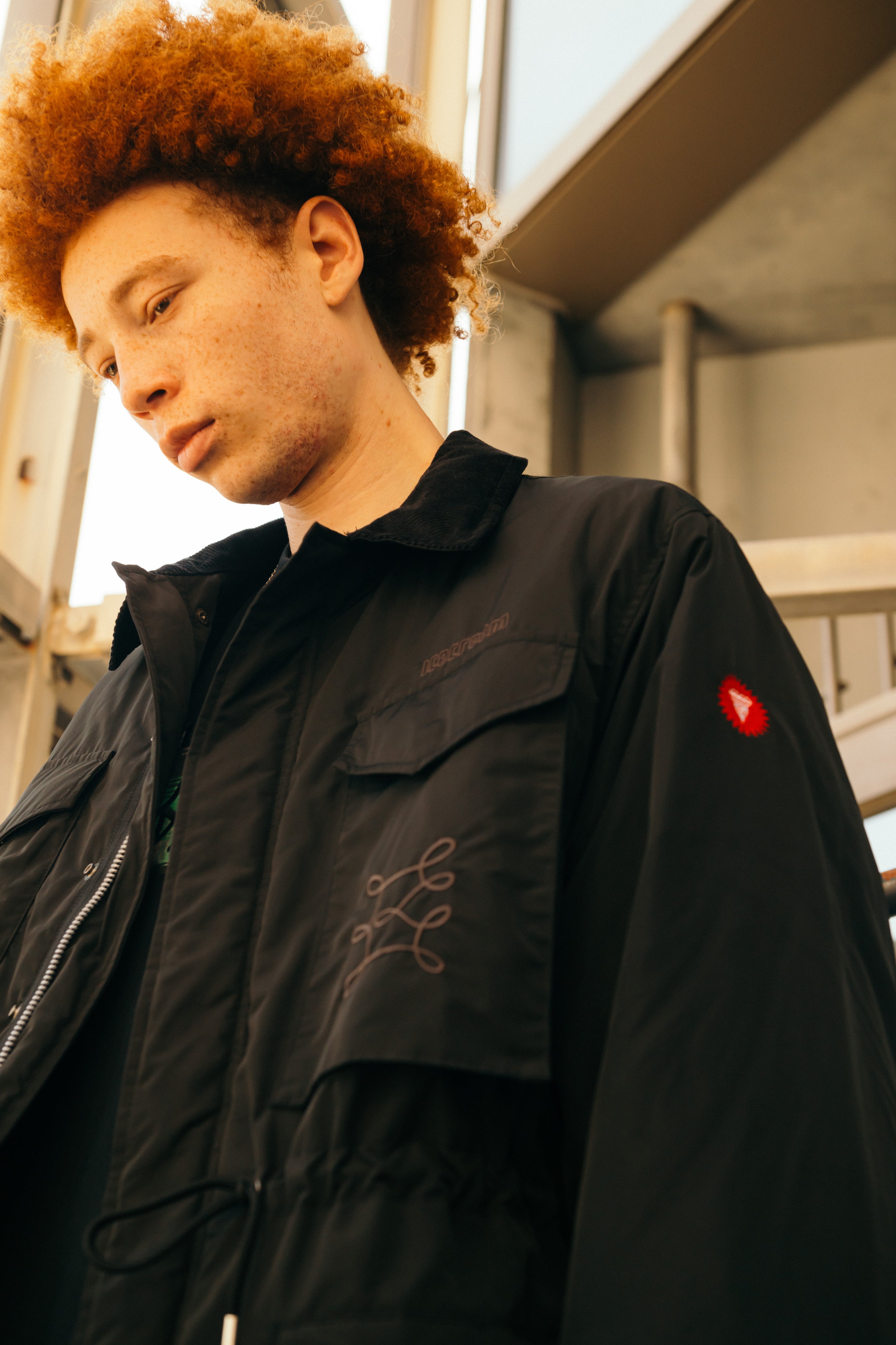 画像をギャラリービューアに読み込む, EMBROIDERED LOGO DOWN M-65