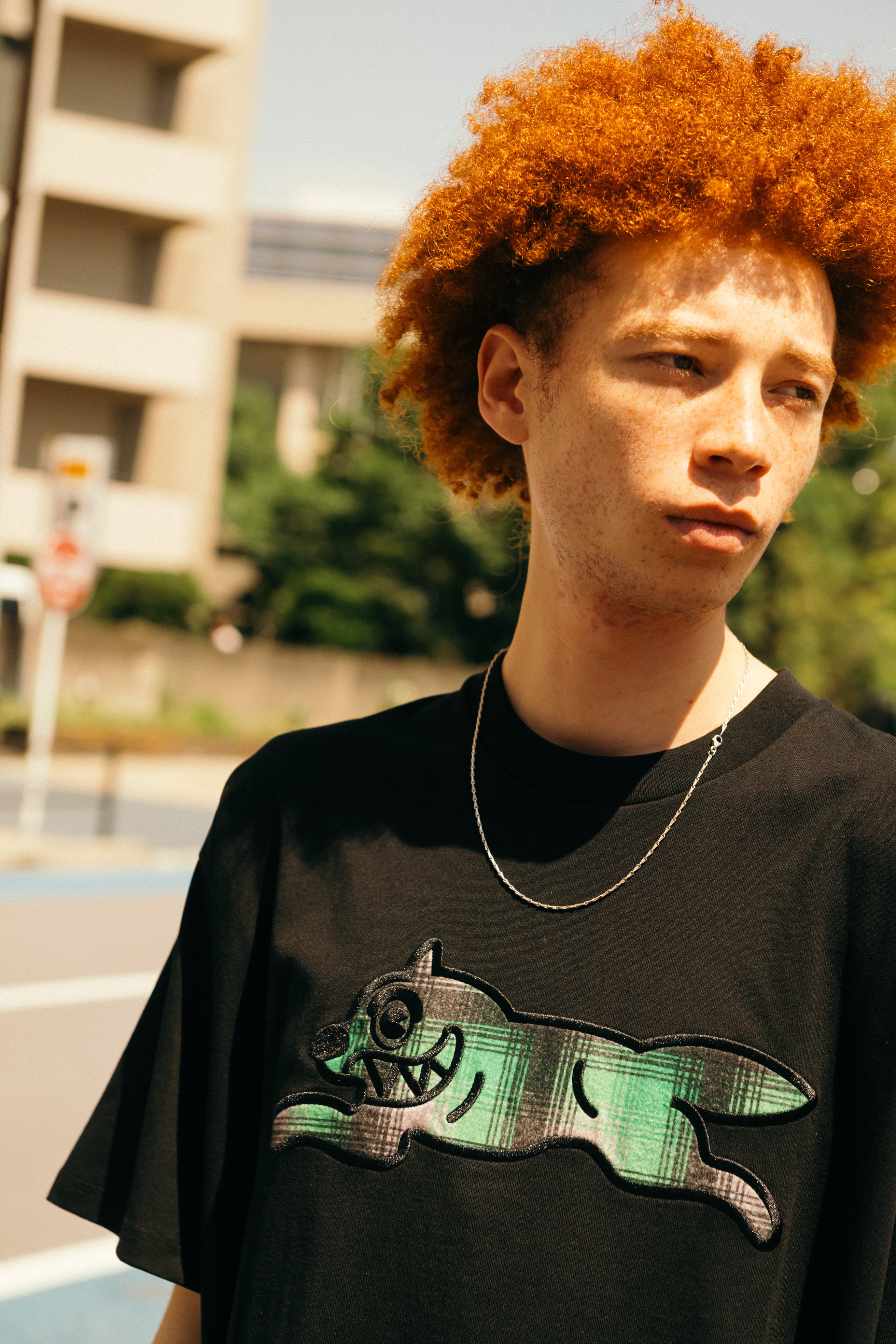 Load image into Gallery viewer, APPLIQUE LOGO COTTON T-SHIRT_RUNNING DOG