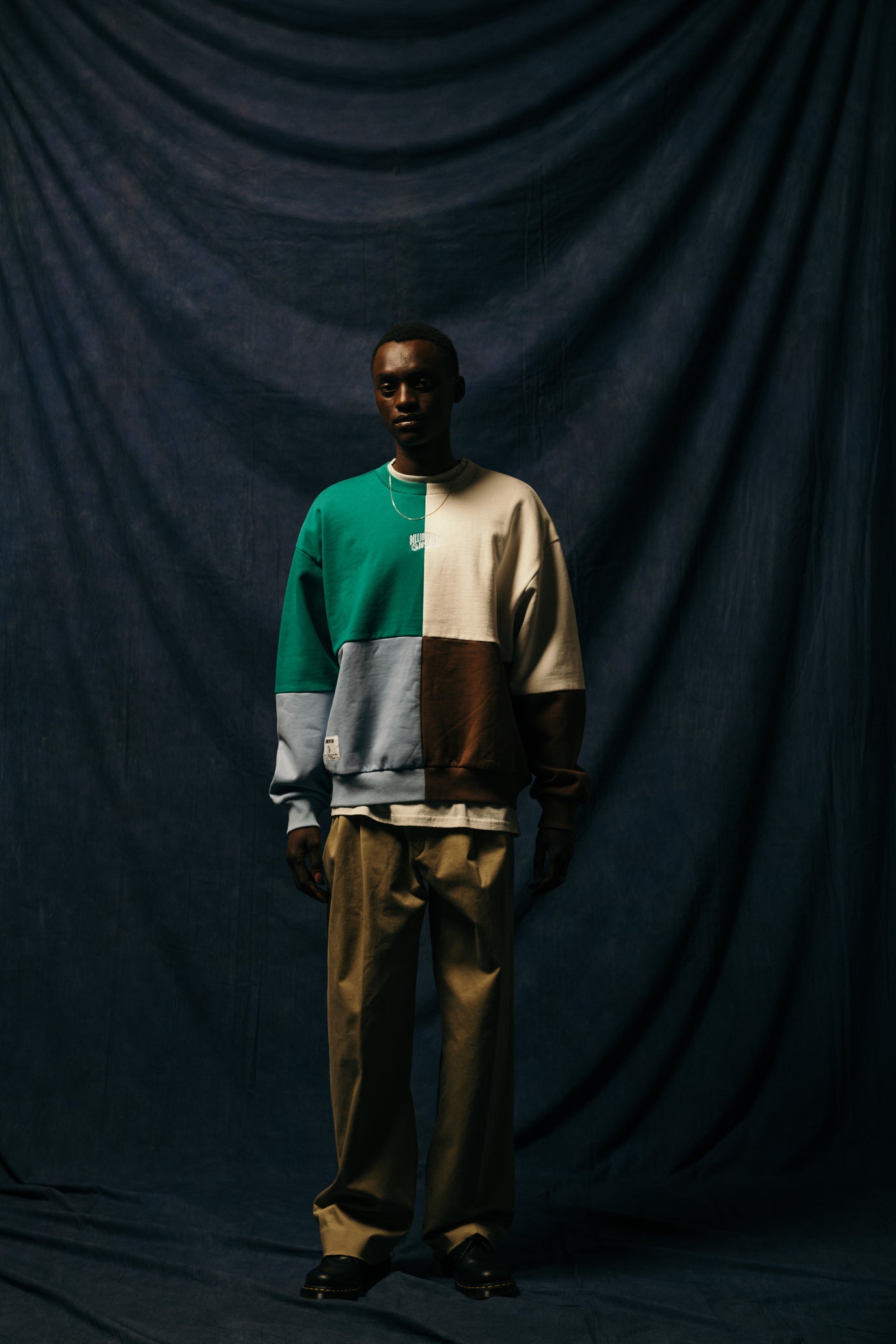 画像をギャラリービューアに読み込む, CRAZY SWEAT SHIRT
