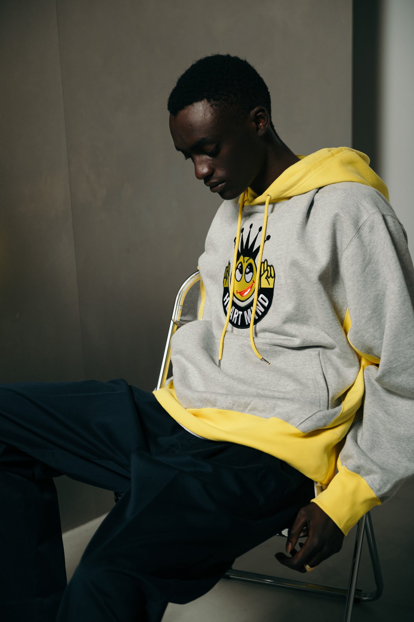 画像をギャラリービューアに読み込む, SWITCHING HOODIE
