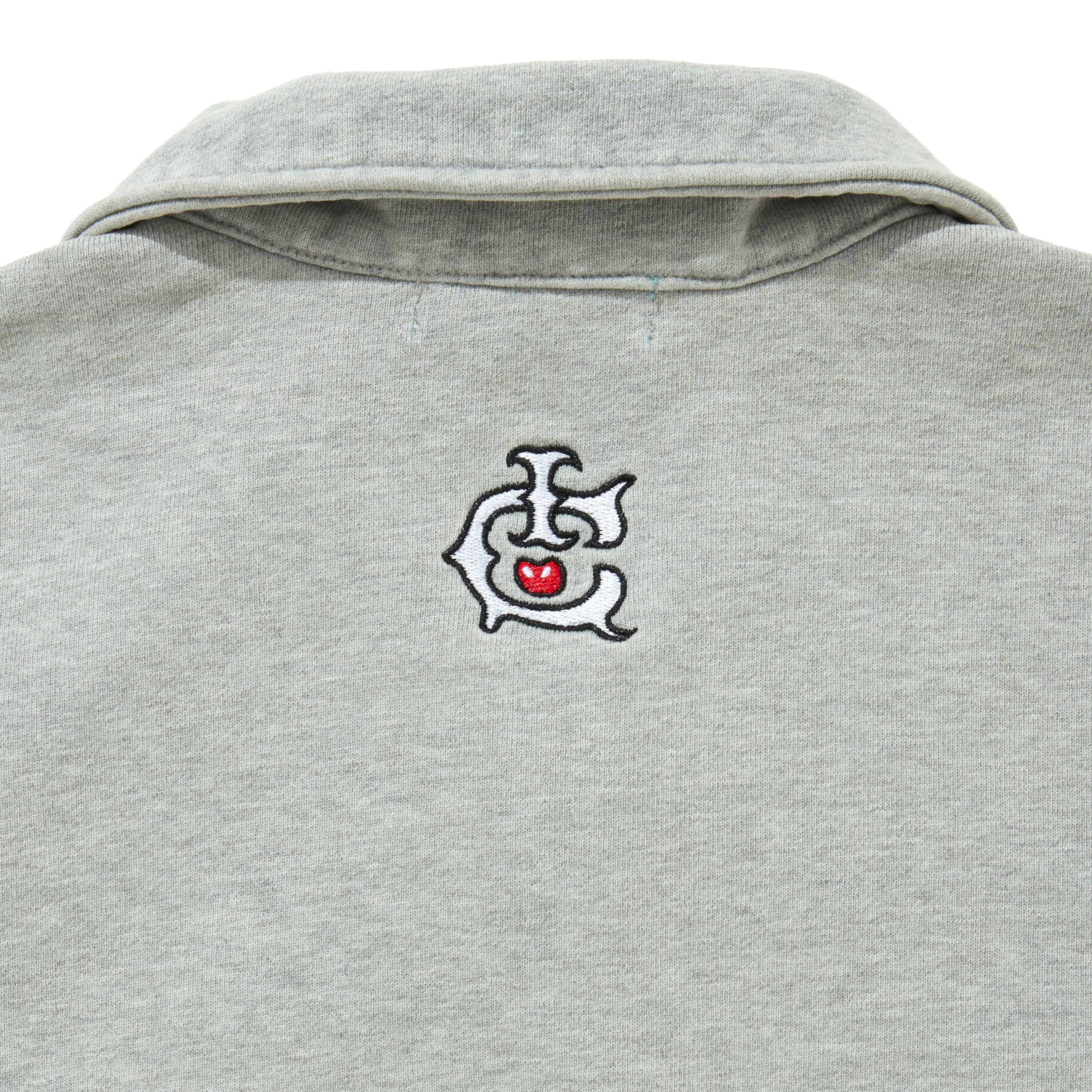 Load image into Gallery viewer, Embroidered Logo Damaged Hafe Zip Sweatshirt
