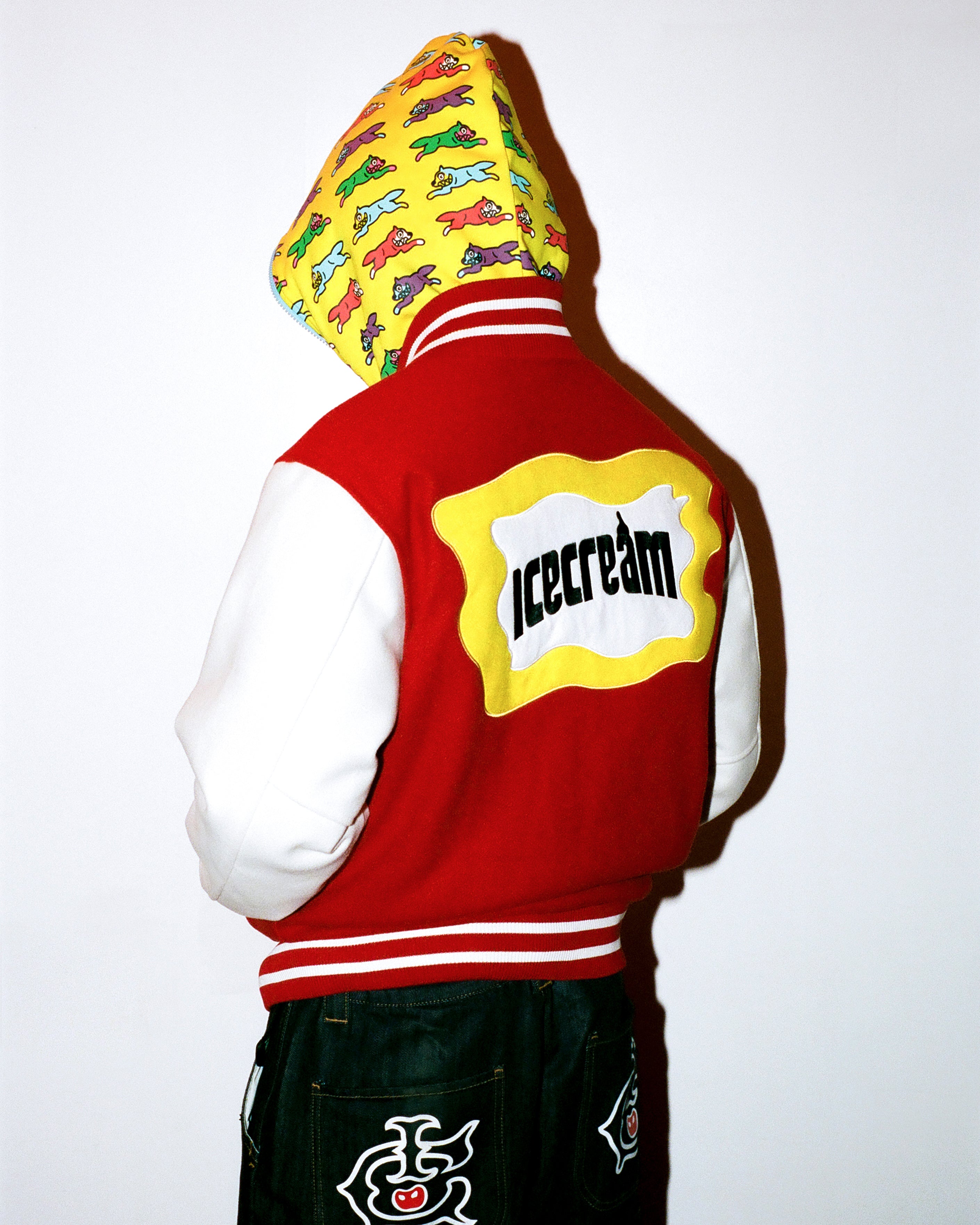 画像をギャラリービューアに読み込む, MR.ME TOO VARSITY JACKET
