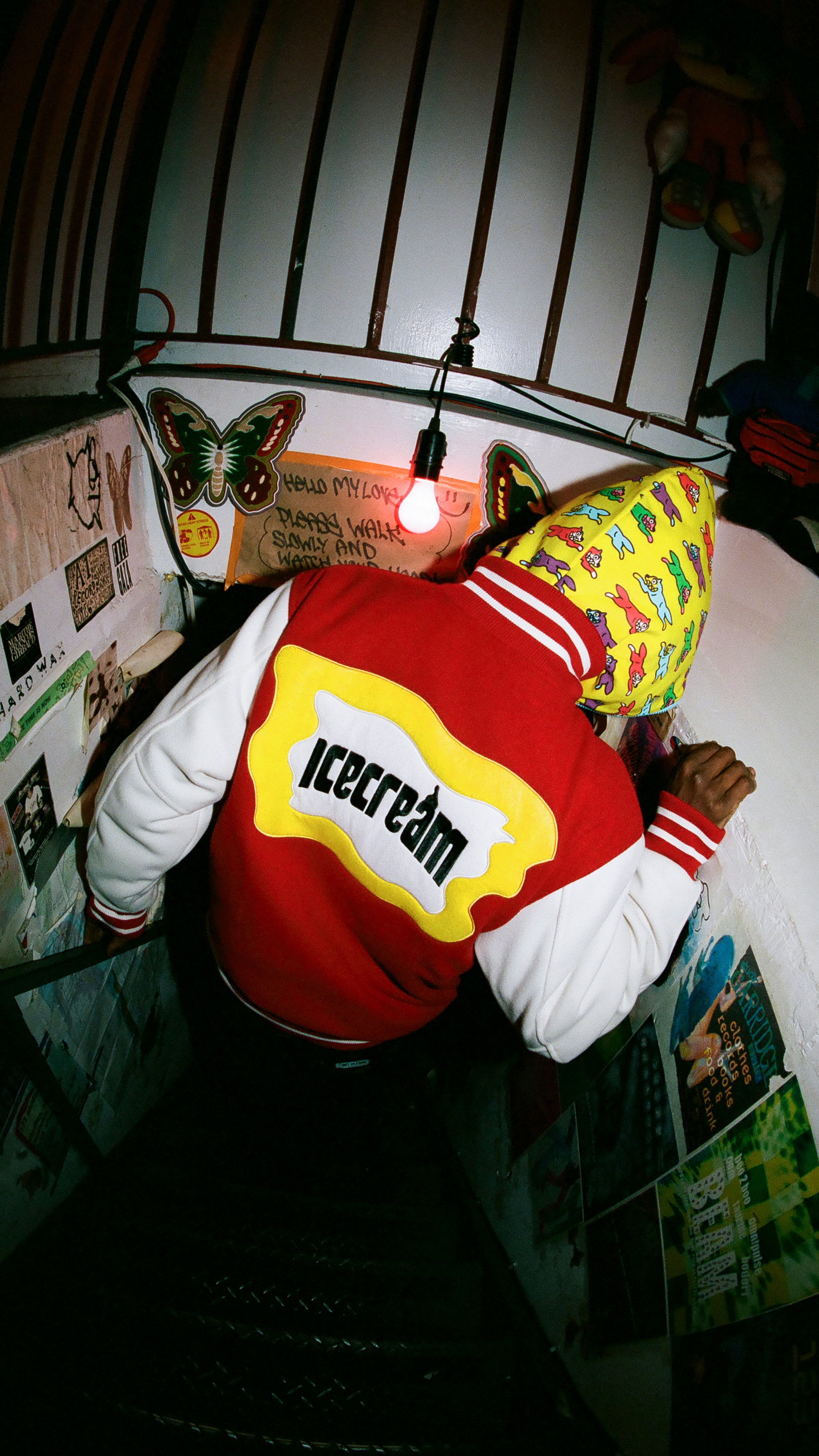 画像をギャラリービューアに読み込む, MR.ME TOO VARSITY JACKET
