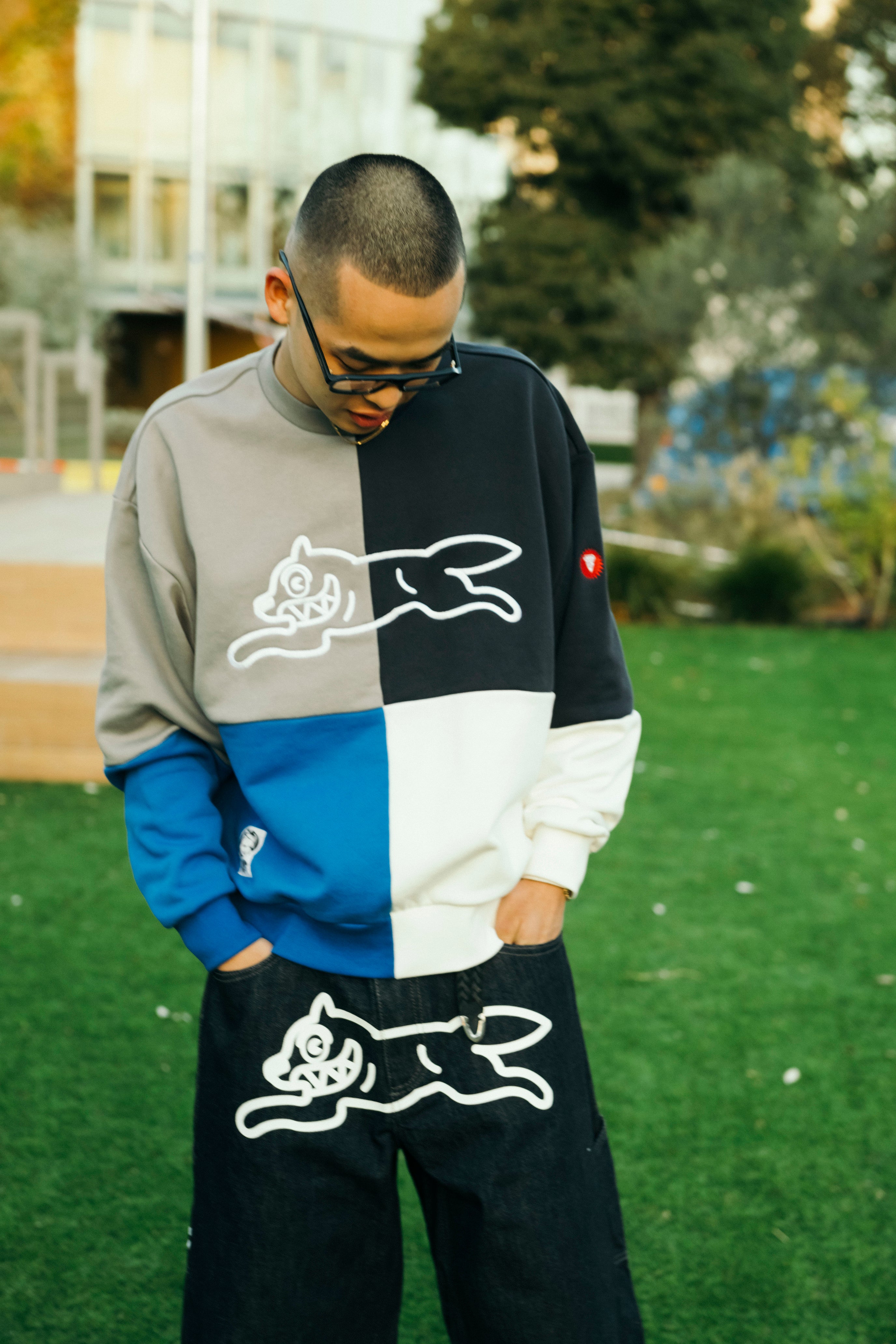 画像をギャラリービューアに読み込む, Embroidery Logo Crazy Sweatshirt
