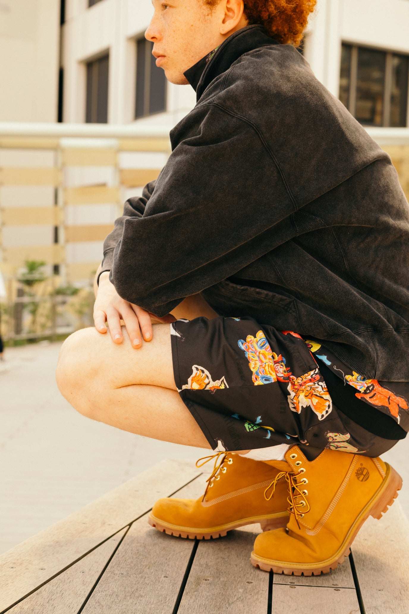 EMBROIDERED LOGO DAMAGED HAFE ZIP SWEATSHIRT – BILLIONAIRE BOYS